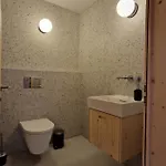 Ski-in Ski-out With Jacuzzi In