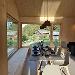 Ski-in Ski-out With Jacuzzi In *