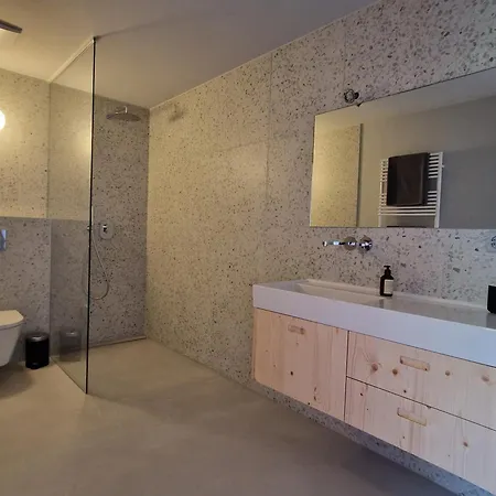 Ski-in Ski-out With Jacuzzi In Chalet *