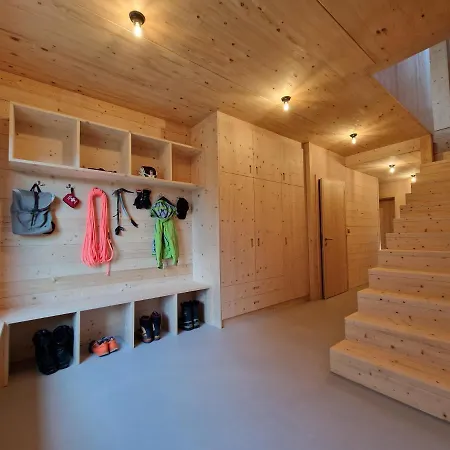 Ski-in Ski-out With Jacuzzi In Nendaz