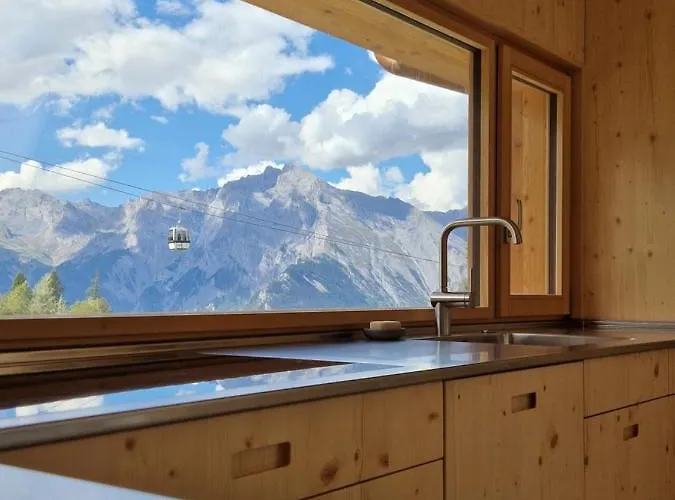 Ski-in Ski-out With Jacuzzi In