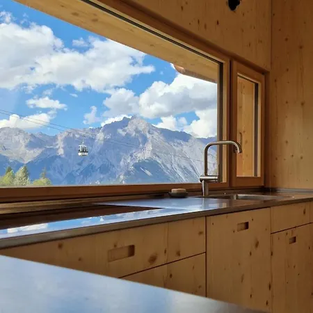 Ski-in Ski-out With Jacuzzi In